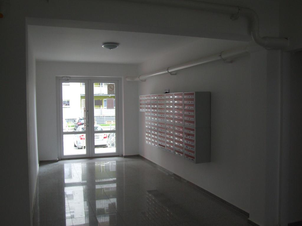 Anca Apartment Braşov Buitenkant foto